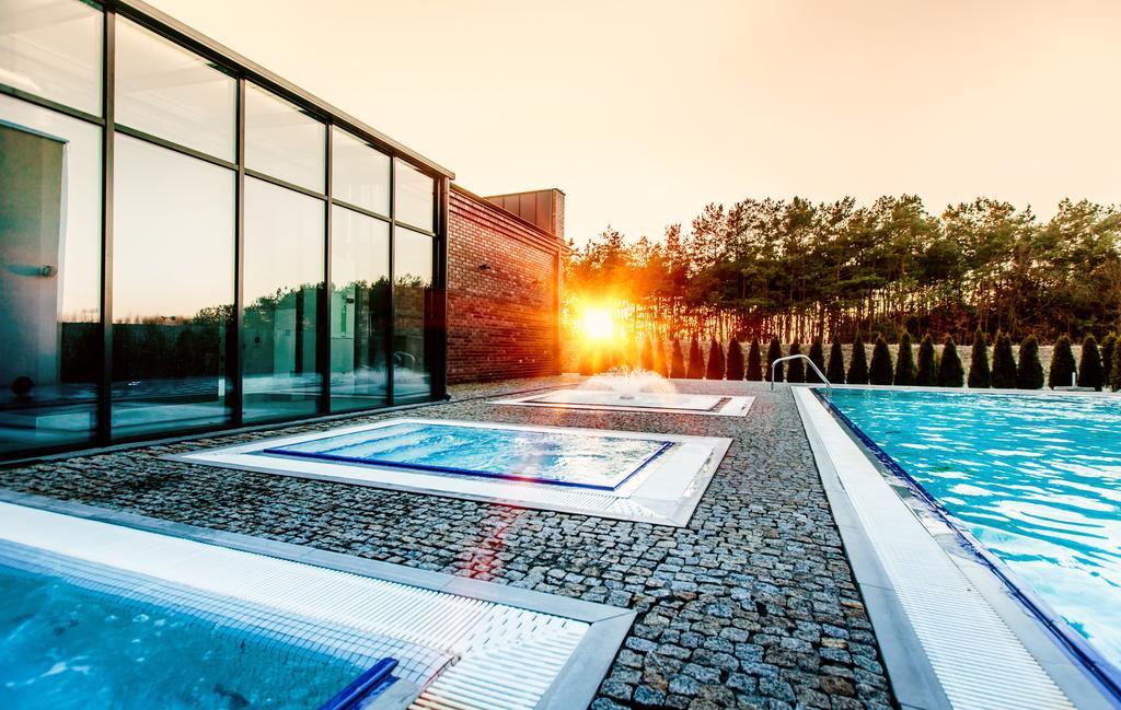 Lawendowe Termy Hotel Uniejow Exterior foto